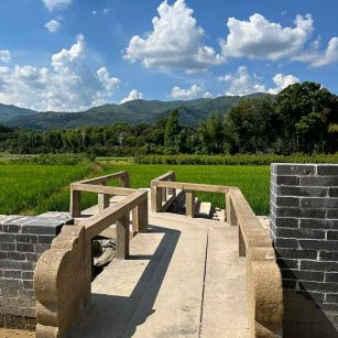 湖北花岗岩仿古石材景区使用案例