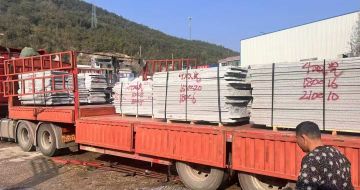 湖北 芝麻灰花岗岩光面毛板出货日常