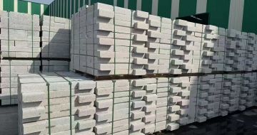 湖北芝麻白路沿石