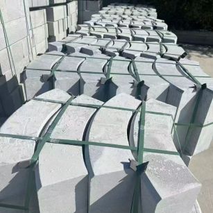 湖北 芝麻灰弧形路沿石