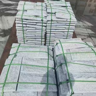 湖北 芝麻白蘑菇石装车出货