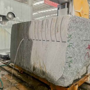 湖北 602，大花芙蓉白，绳锯加工弧形路沿石