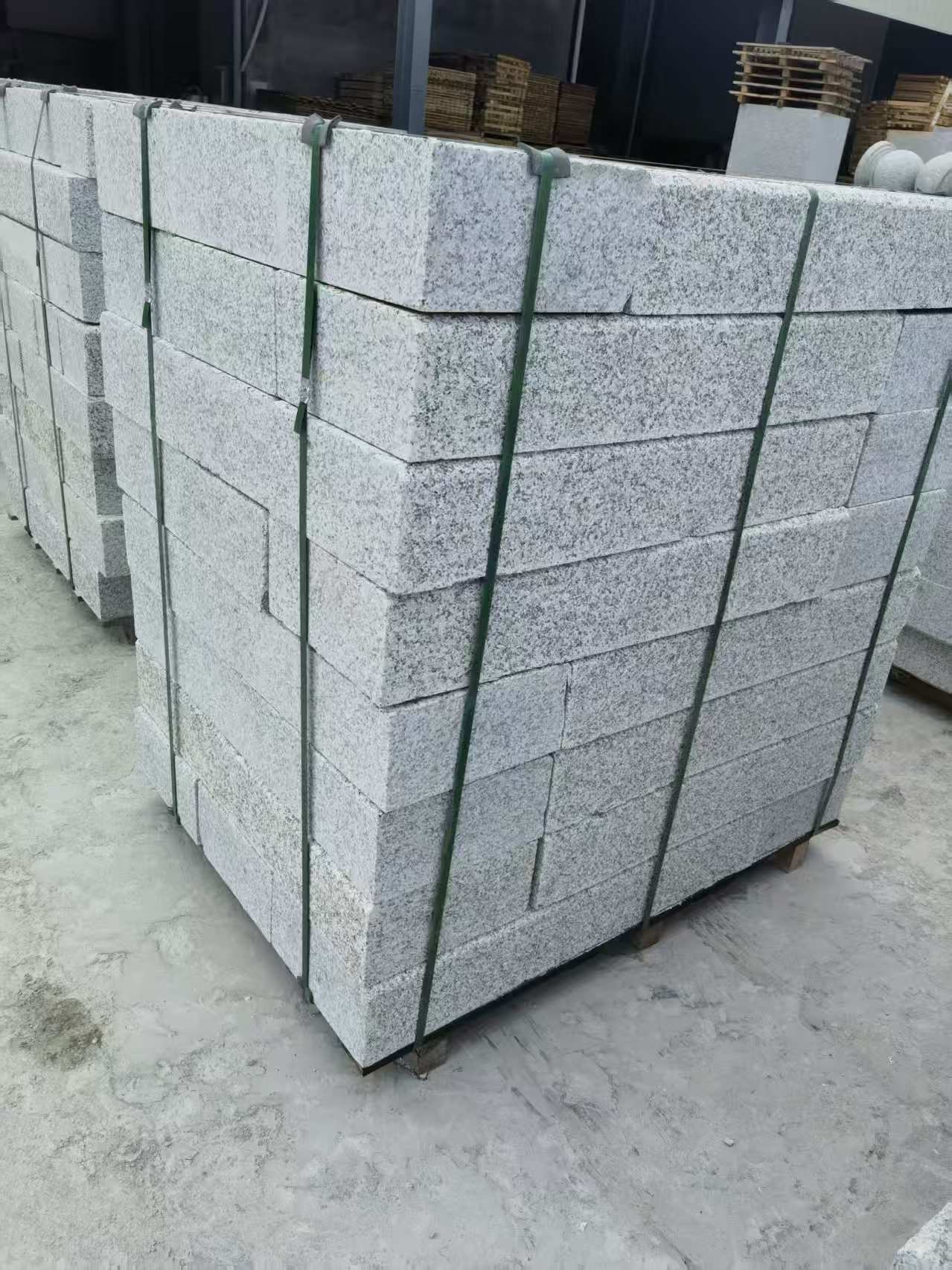 湖北 芙蓉白火烧两面路沿石