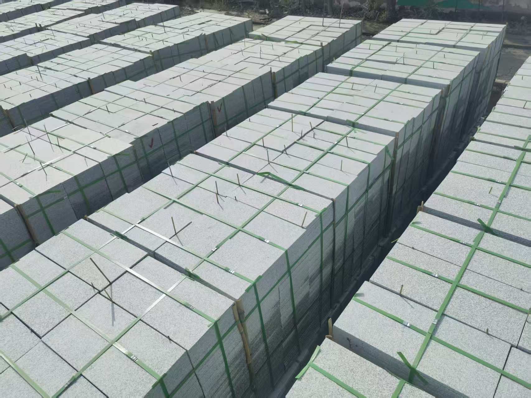 湖北 芝麻白1.8公分火烧300*600地铺，清仓大甩卖