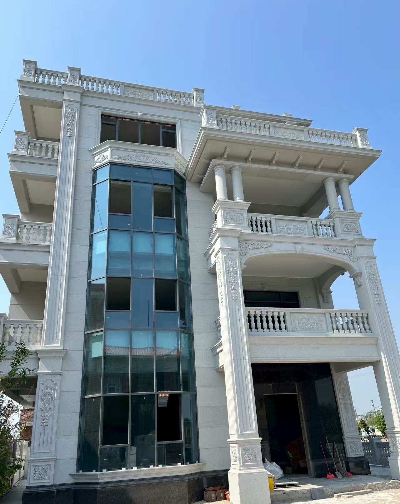 湖北 芝麻白花岗岩别墅外墙干挂效果展示