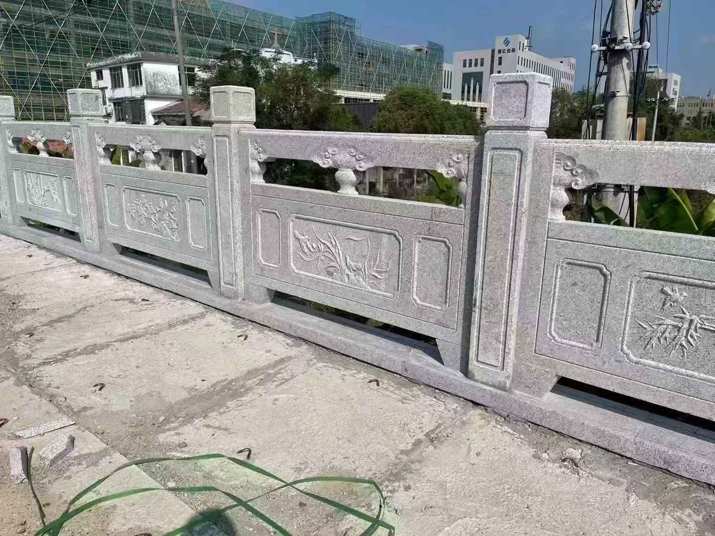 湖北 芝麻白栏杆