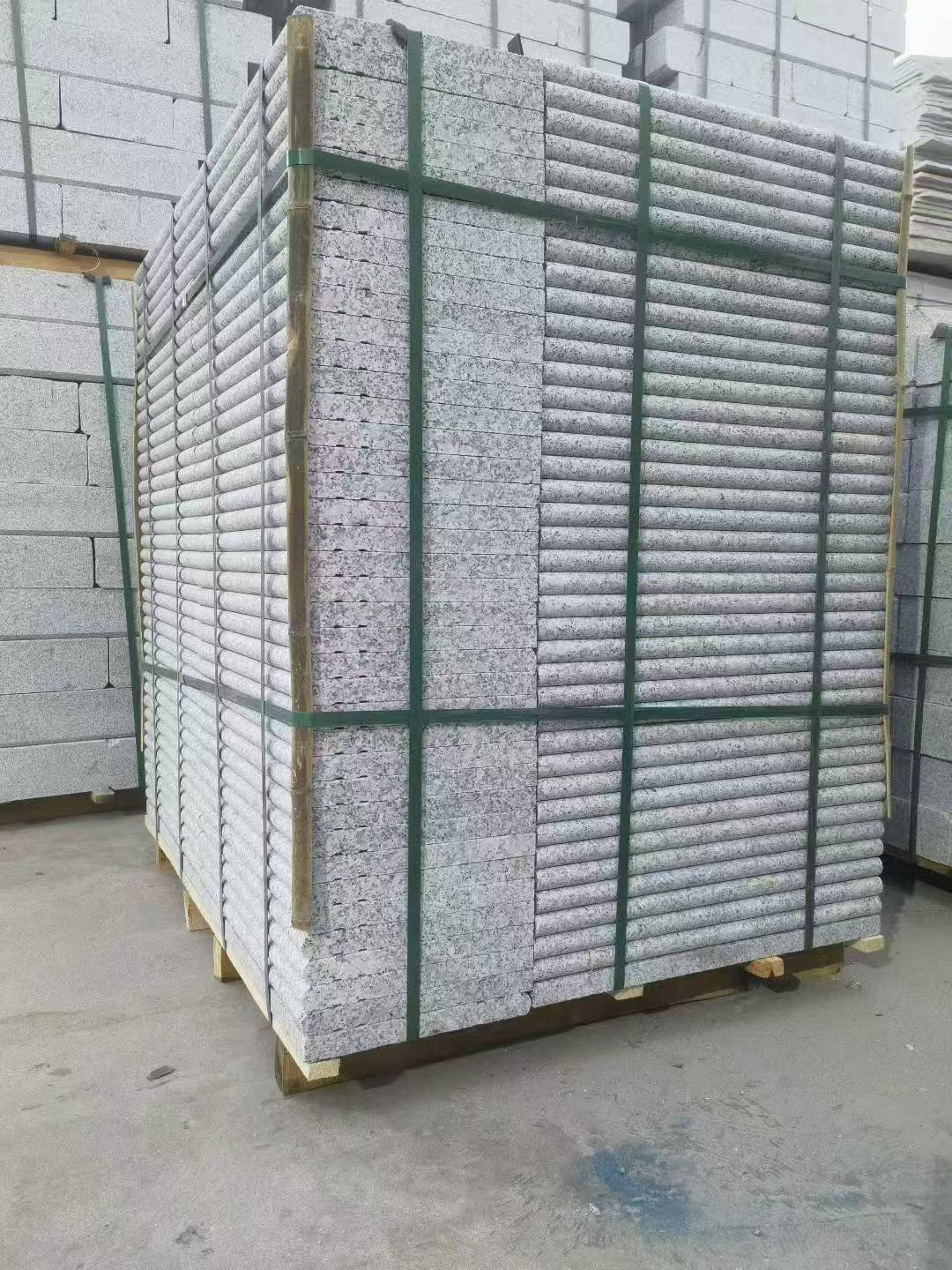 湖北 芙蓉白3公分厚磨圆边、拉槽，楼梯踏步