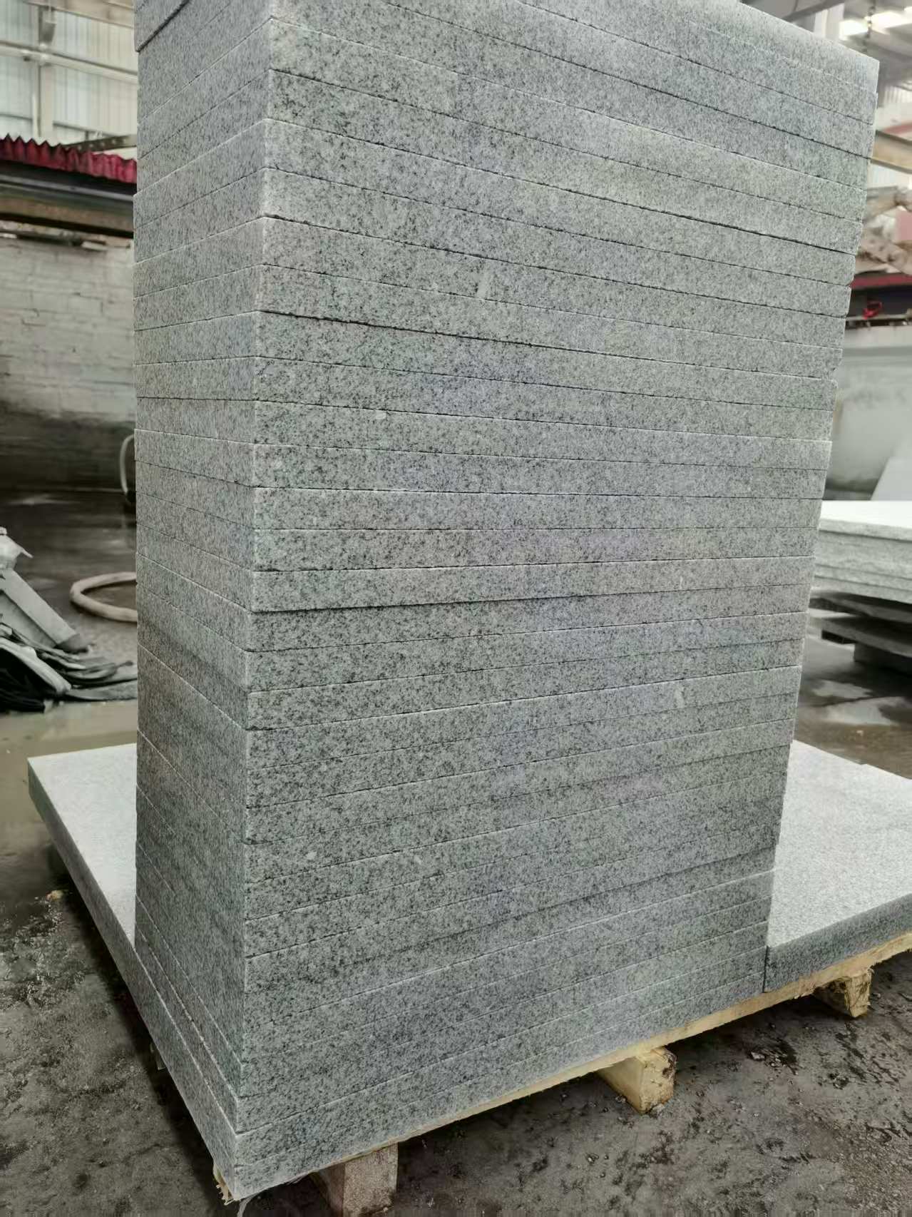 湖北 花岗岩 地铺成品300*600，尺寸标准、厚薄均匀